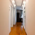 Appartamento - Balcony, Park And Tram Nearby - By Rentujemy *