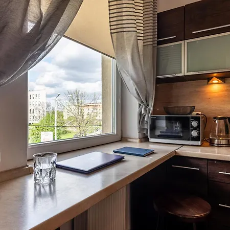 דירה - Balcony, Park And Tram Nearby - By Rentujemy *