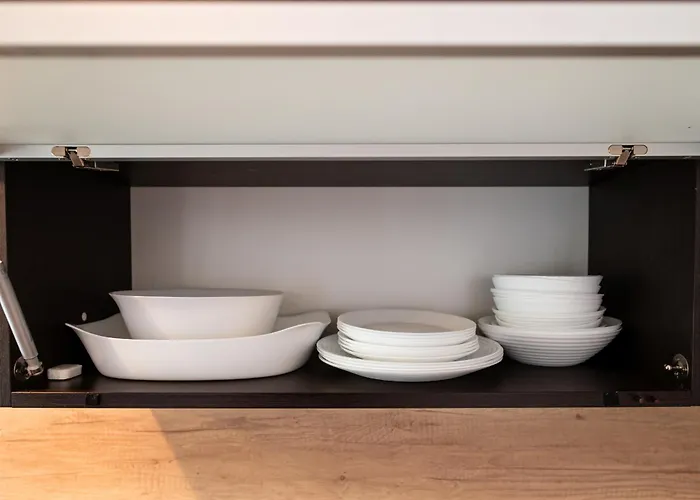 - Balcony, Park And Tram Nearby - By Rentujemy Daire *