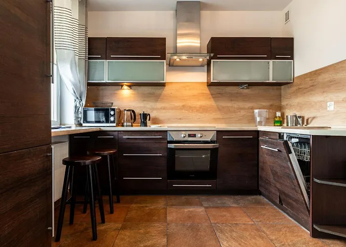 - Balcony, Park And Tram Nearby - By Rentujemy Wroclaw