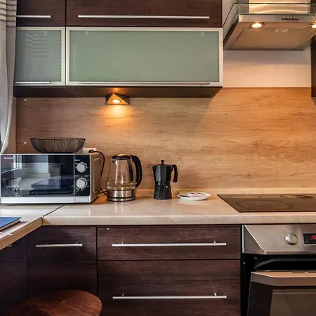 - Balcony, Park And Tram Nearby - By Rentujemy Appartamento Breslavia