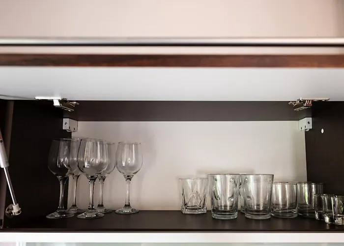 - Balcony, Park And Tram Nearby - By Rentujemy Appartement Wrocław