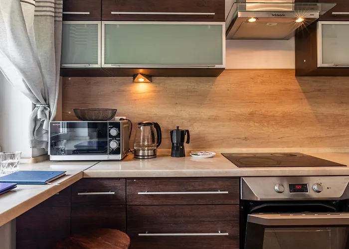 - Balcony, Park And Tram Nearby - By Rentujemy Appartement Wrocław